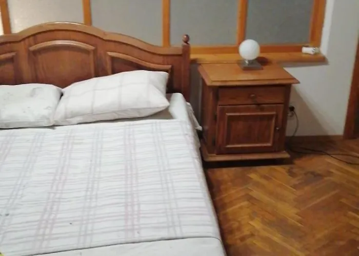 опера Apartamento *